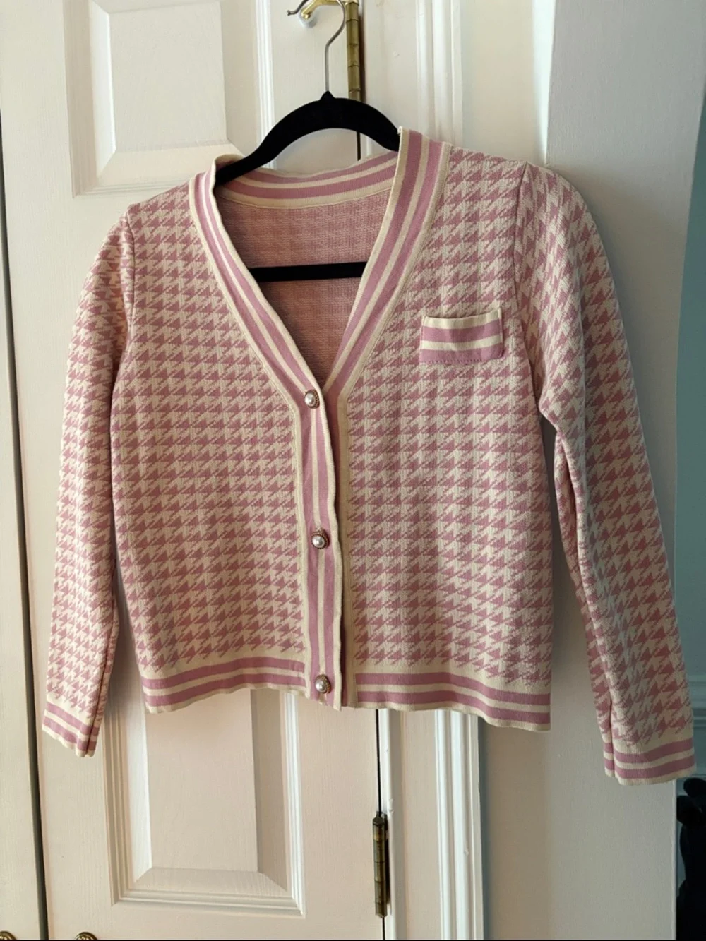 Cardigan Knot houndstooth Pink and cream Small EUC